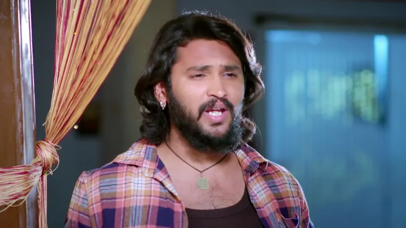 Soundharya Renders Rajshekhar Unconscious