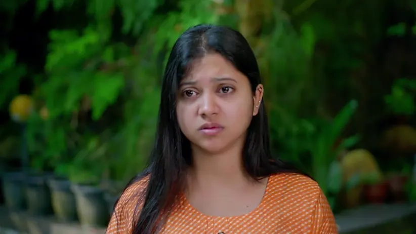 Surya Tells Padmini about Urvashi