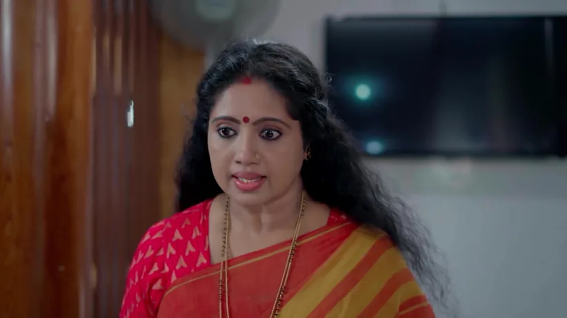Vasumathi Confronts Abhijith - Durga