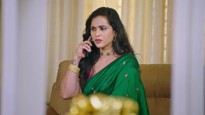 Ravi Learns about Bhavana's Investigation