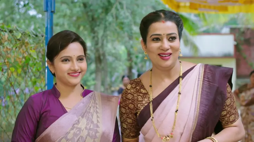 Radha Forces Puttakka’s Support