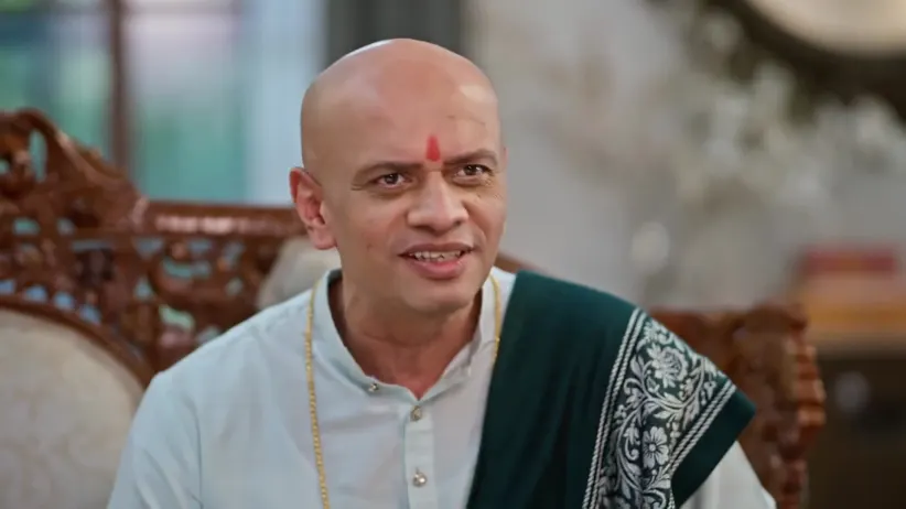 Ambika Tries to Convince Meera