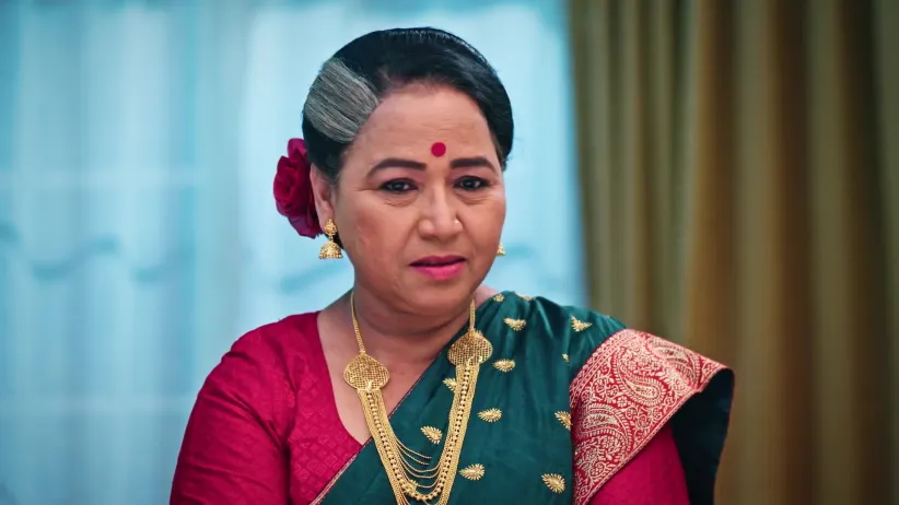Kamini's Act in front of Rajan - Kamali