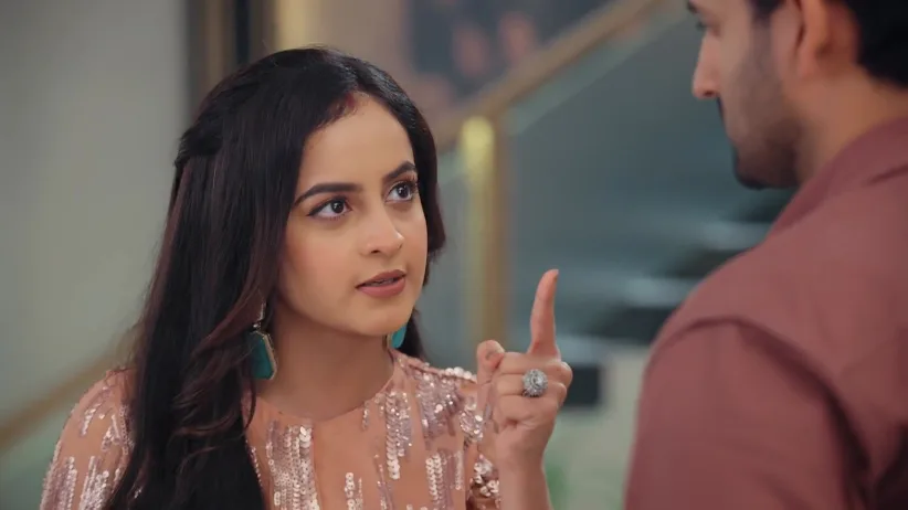 Tapasya Tries to Humiliate Shivay - Jagadhatri