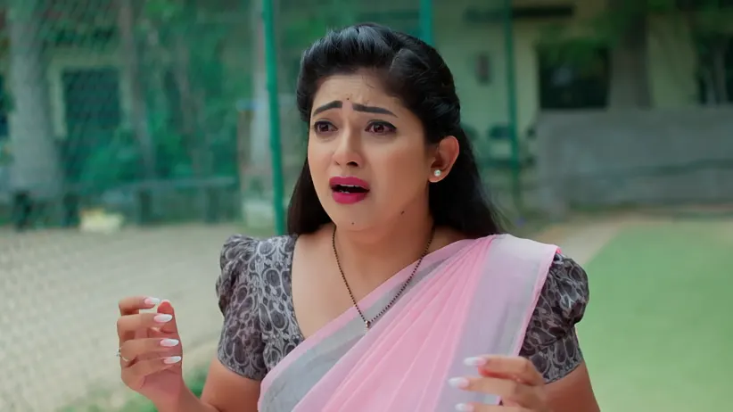 Amarendra and Bhagamati Get Locked in a Room