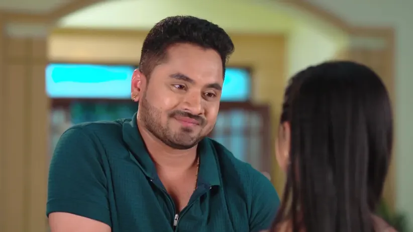 Smruti Helps Shraddha