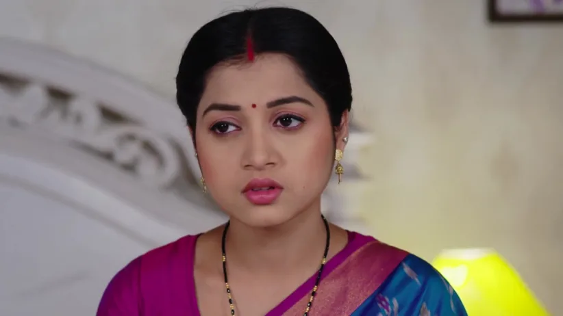 Vicky and Shalini Attend an Event