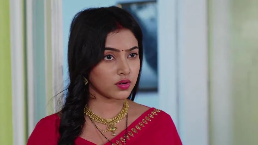 Dev Scolds Shalini - Sathi Sata Janmara