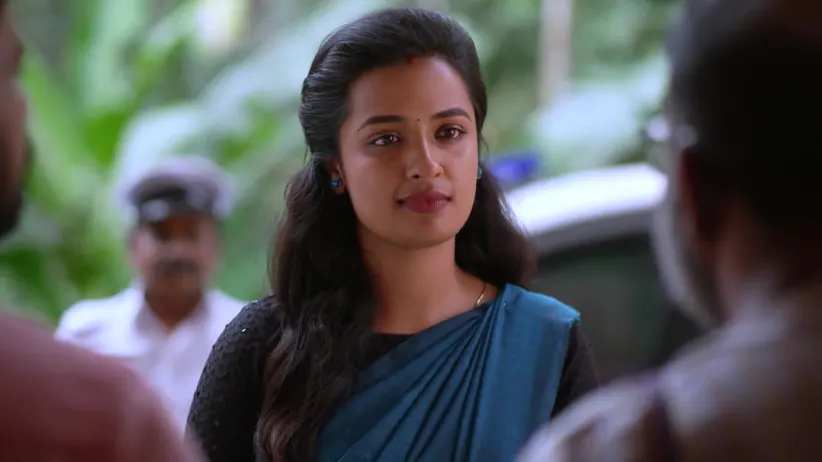 Kumaran Shares His Grievance with Shalini - Kudumbashree Sharada