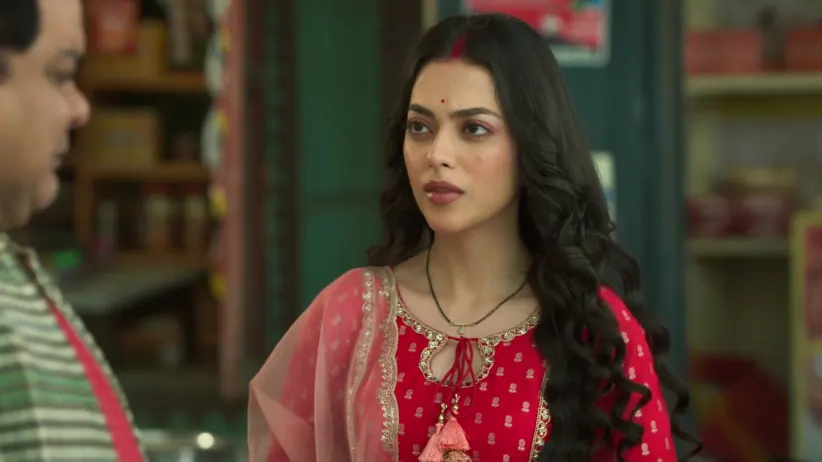 Jeetu Tells Saavi a Lie - Gharwali Pedwali