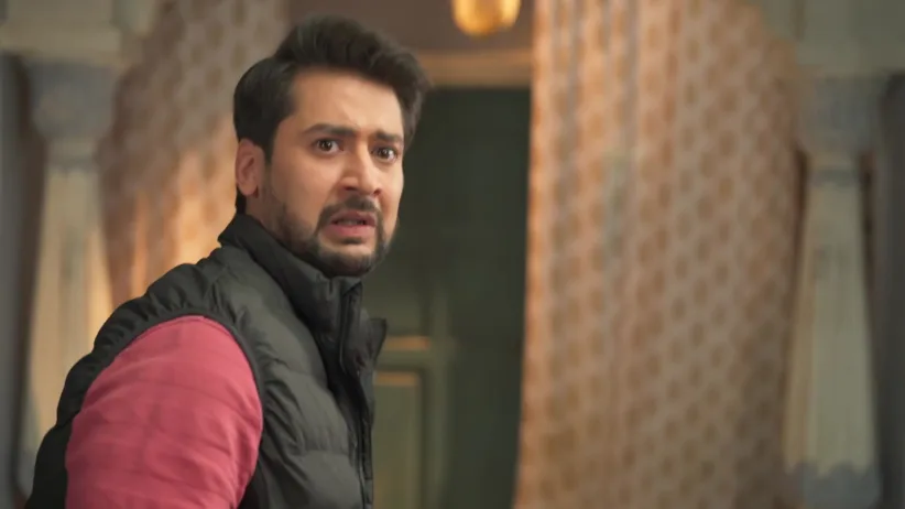 Saavi Is after Latika - Gharwali Pedwali