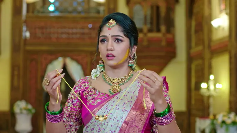 Karna Discovers Nithya's Pregnancy