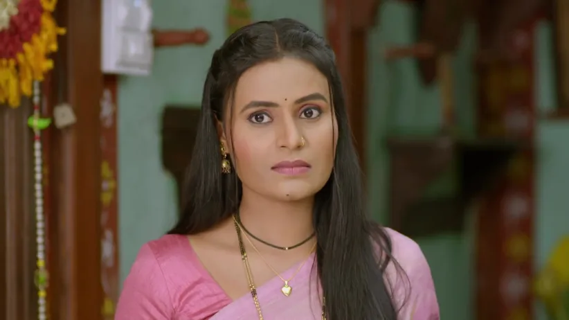 Fulabai Worries Seeing Gopal’s Injury