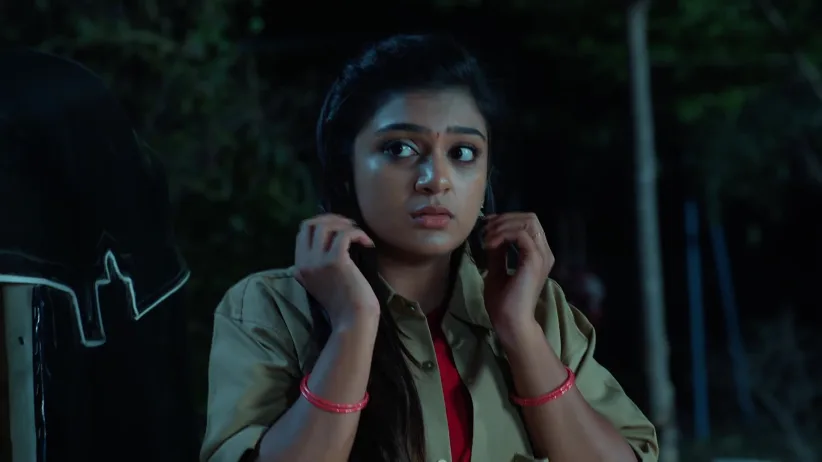 Chiranjeevi Protects Vijayashanthi