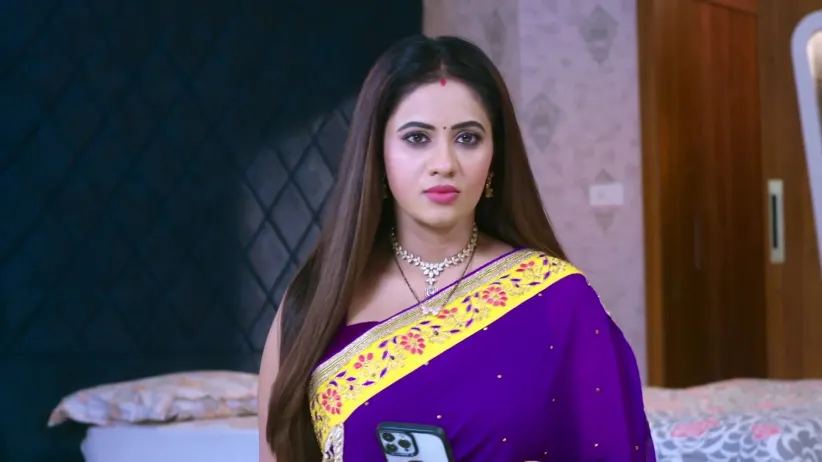 A Few Pictures Shock Soundharya