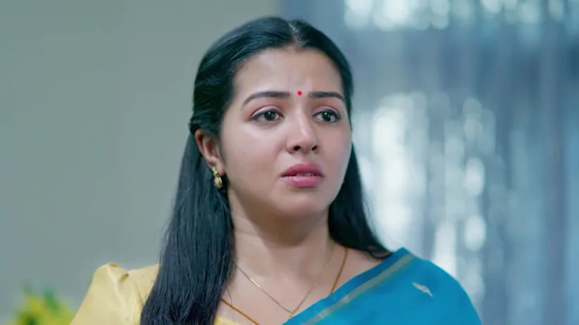 Krishna Shares Her Woes with Sithara - KrishnaGadha