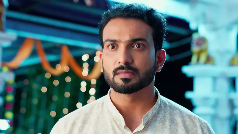 Manisha Urges Mithra to Marry Her