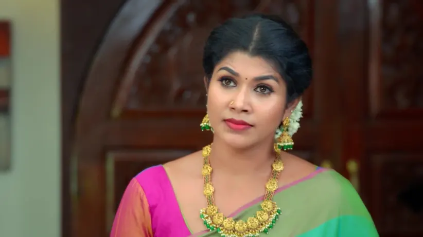 Govinda's Injury Shocks Bhuvaneshwari - Sandhya Raagam