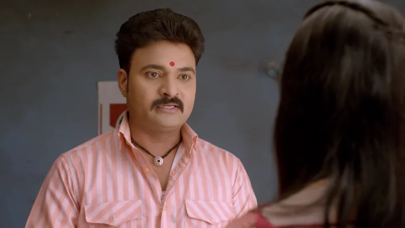 Lali Asks Gopal about Saket - Devmanus Madhla Adhyay