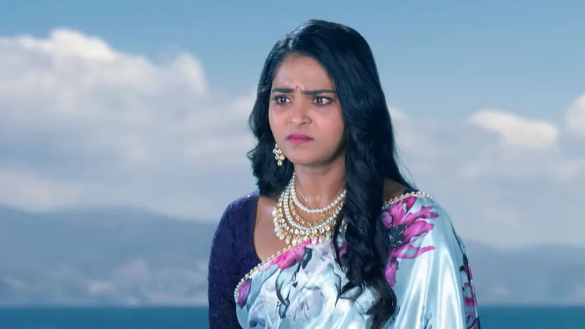 Jahnavi Attempts Suicide in front of Jai