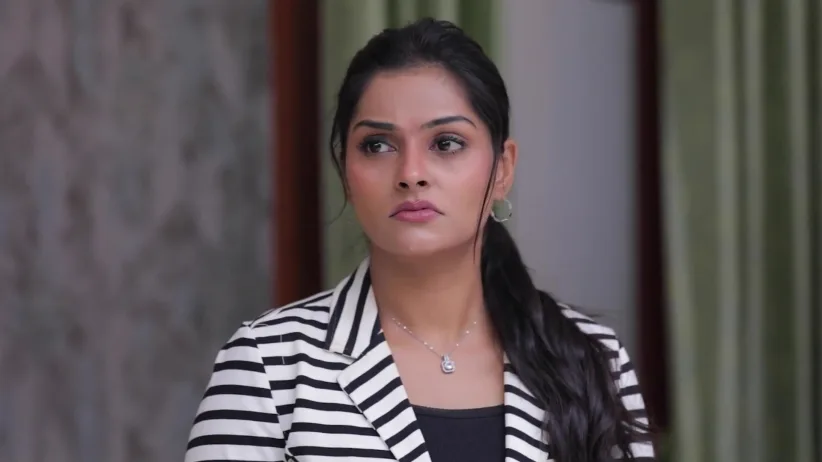 Rajeshwari Tries to Oust Bharathi
