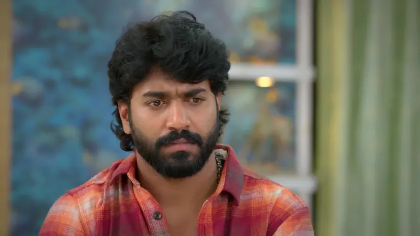 Indhu Refuses a New Sari - Chinnan Siru Kiliye