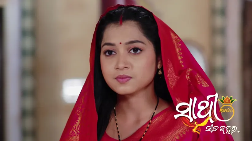 Archana Saves Vicky from an Accident