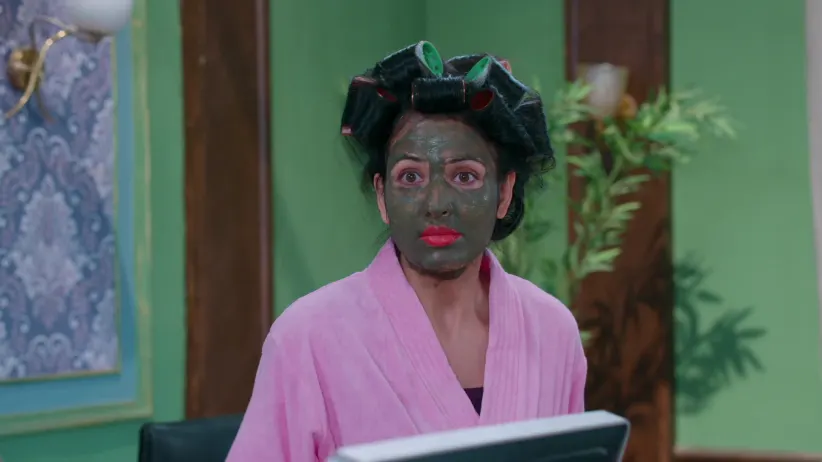 Vibhuti and Tiwari Face Water Shortage