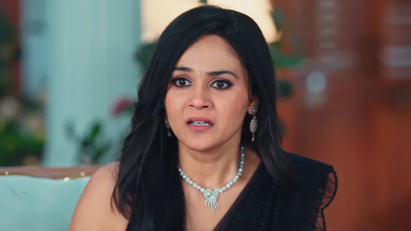 Radhika Gets Niya's Custody - Lakshmi Nivas