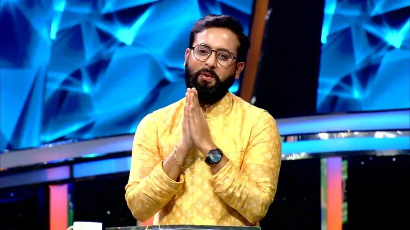 Famous Celebrities Grace the Stage