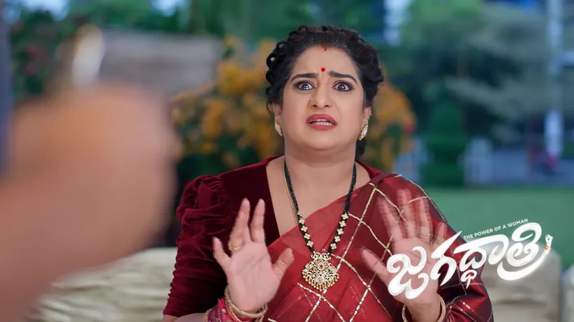 Yuvaraj Learns Suhasini and Sreevalli's Truth