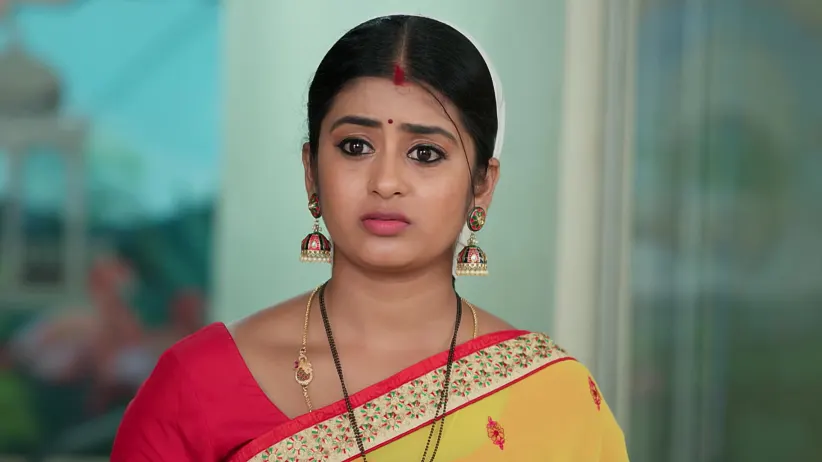 Jaidev Stops Devayani