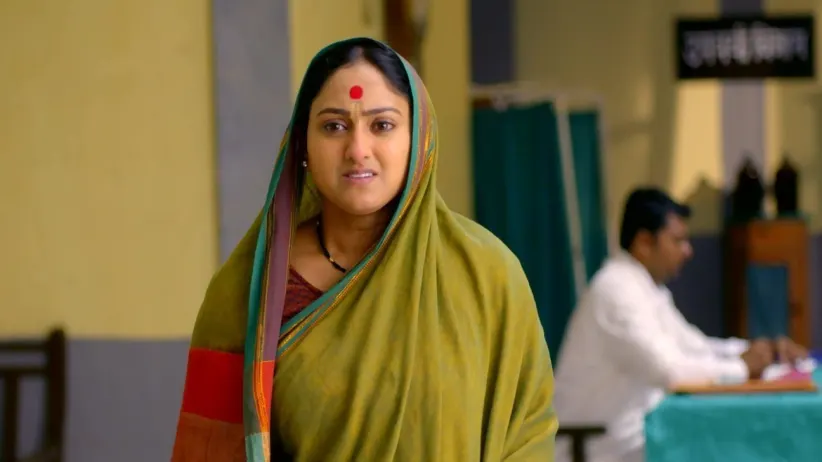 Lakshmibai Suffers a Miscarriage
