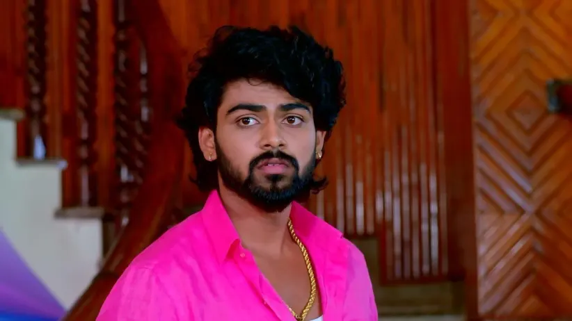 Kanthi Admires Sneha's Courage