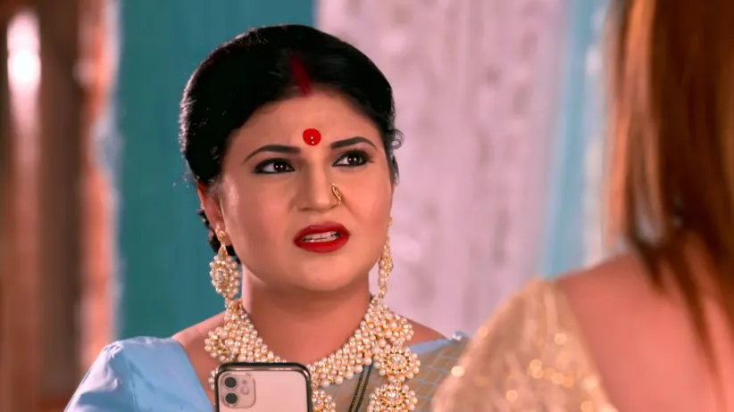 Nikhil and Shyama's Meeting