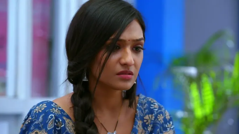 Rishi Wants to Patch up with Lakshmi