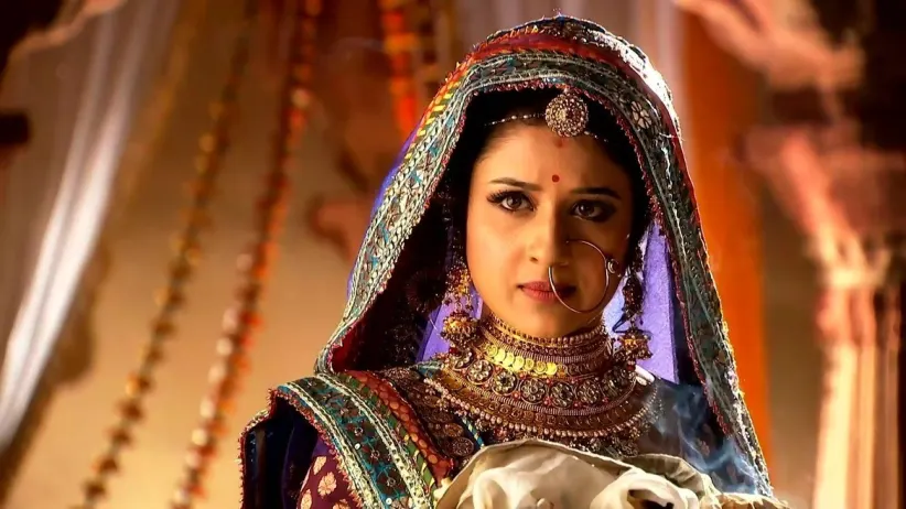 Mahamanga’s Behaviour Hurts Jodha