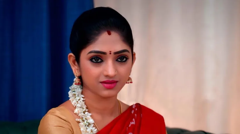 Siddharth Tends to Bommi