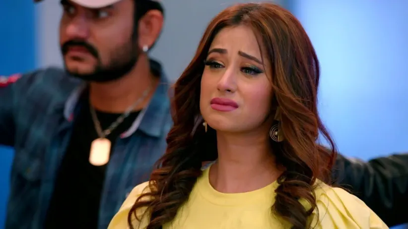 Lakshmi Comes to Save Rishi