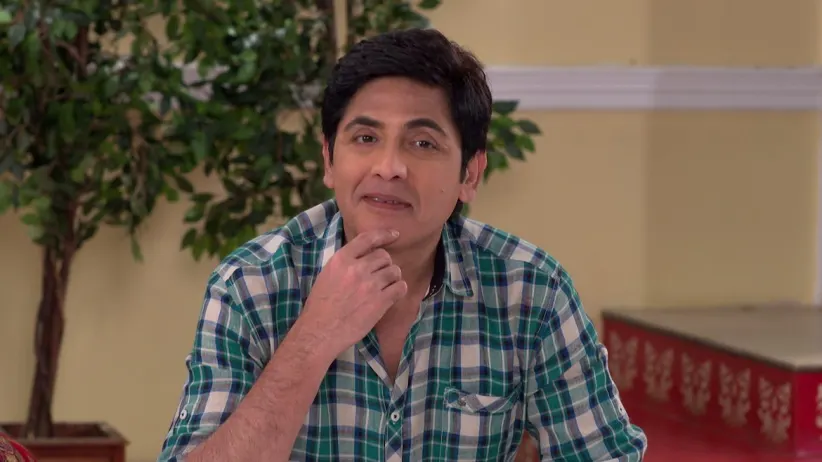 Vibhuti plans to go for a movie with Angoori - Bhabi Ji Ghar Par Hai