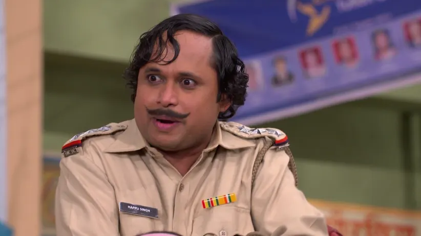 Anita has a good time with the gorilla - Bhabi Ji Ghar Par Hai