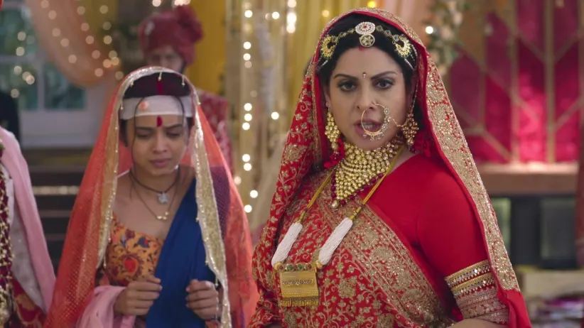 Rani’s ‘Griha Pravesh’ ceremony - Apna Time Bhi Aayega