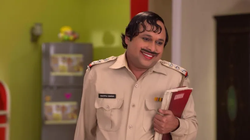 Happu Singh's encounter with Sunny Leone | Bhabiji Highlights