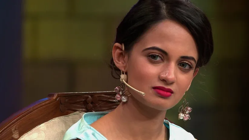 Emotional Letter from daughter to her father - Chala Hawa Yeu Dya - Postman Moment