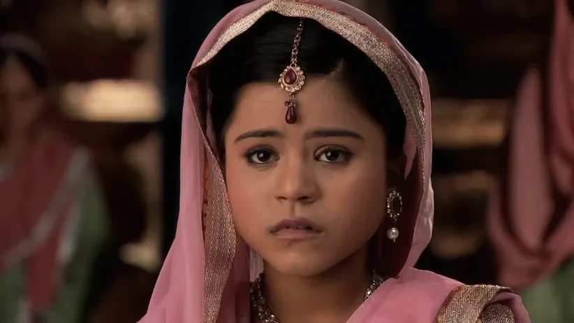 Jalal prays for Jodha - Jodha Akbar