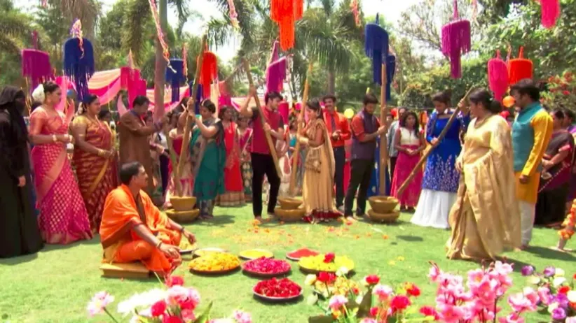 Kalyana Vaibhogam & Mutyala Muggu Mahasangam - Episode 256 - April 23, 2018 - Full Episode