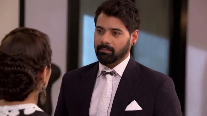 Abhi and Pragya's heart-touching moment - Kumkum Bhagya Highlights