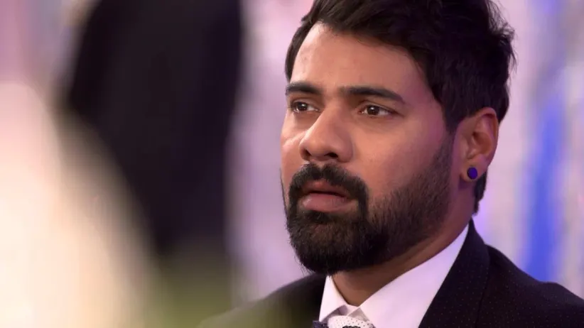 Tanu's injury reminds Abhi-Pragya of their past - Kumkum Highlights