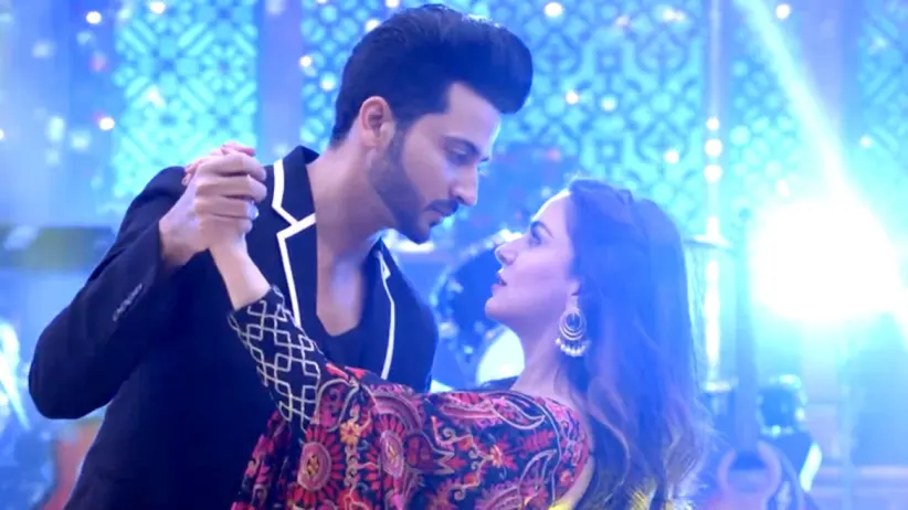 Karan and Preeta's Romantic Dance - Kundali Bhagya Highlights