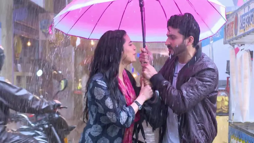 Preeta and Karan's Umbrella Romance - Kundali Bhagya Romantic Moments